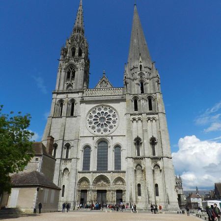 Le Petit Paradis Chartres Eksteriør billede