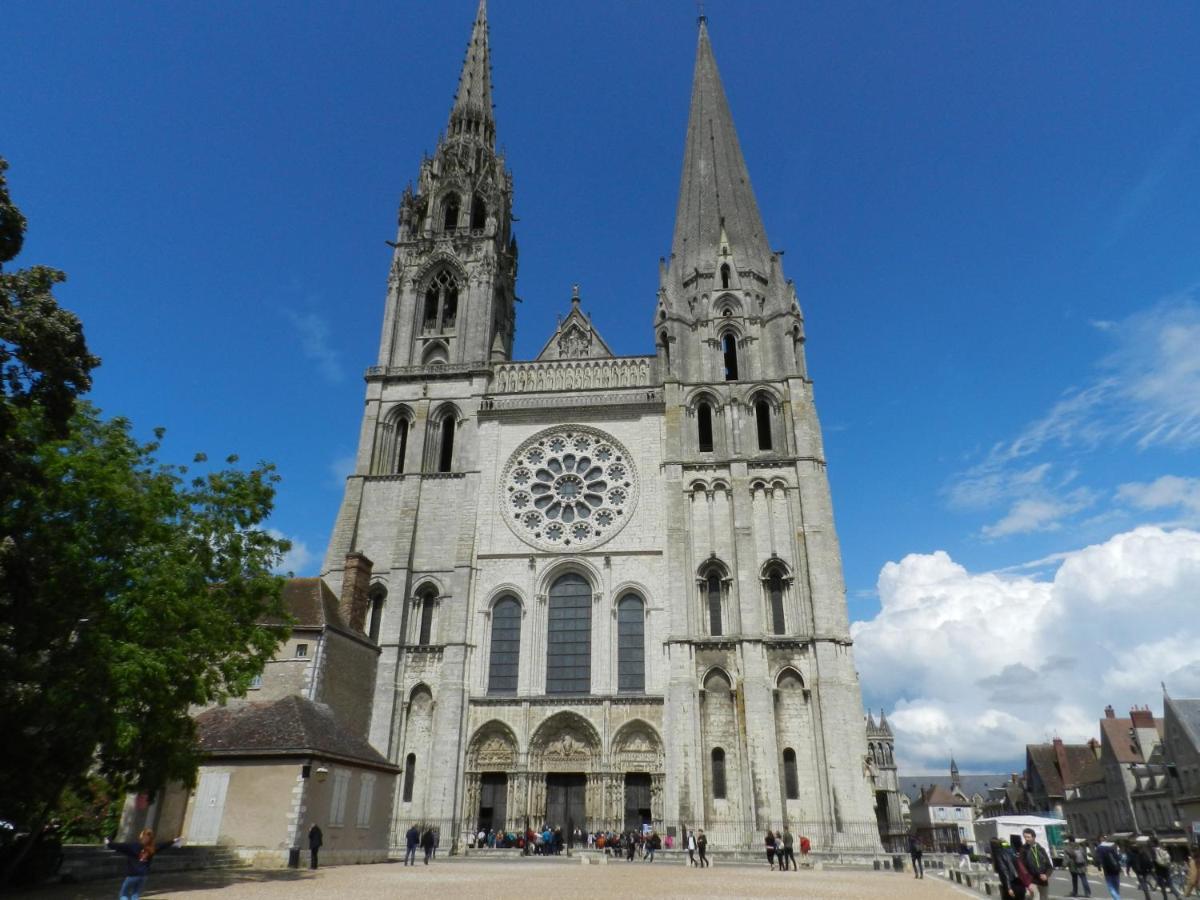 Le Petit Paradis Chartres Eksteriør billede