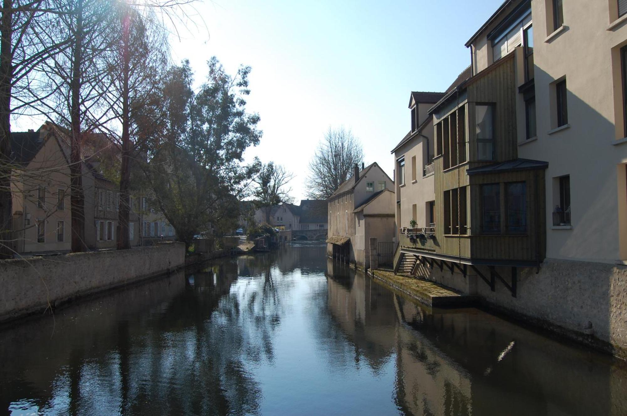 Le Petit Paradis Chartres Eksteriør billede